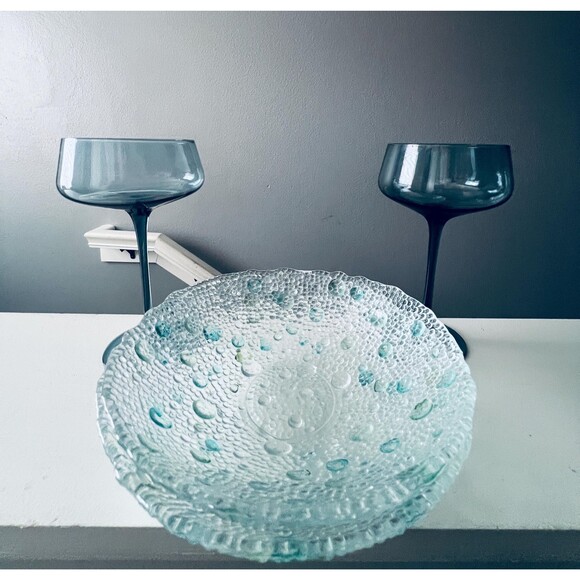 Curated Mid-Century Glassware | Coupe Cocktail Glasses w/ Vintage Asteroid Bowls - Picture 6 of 11
